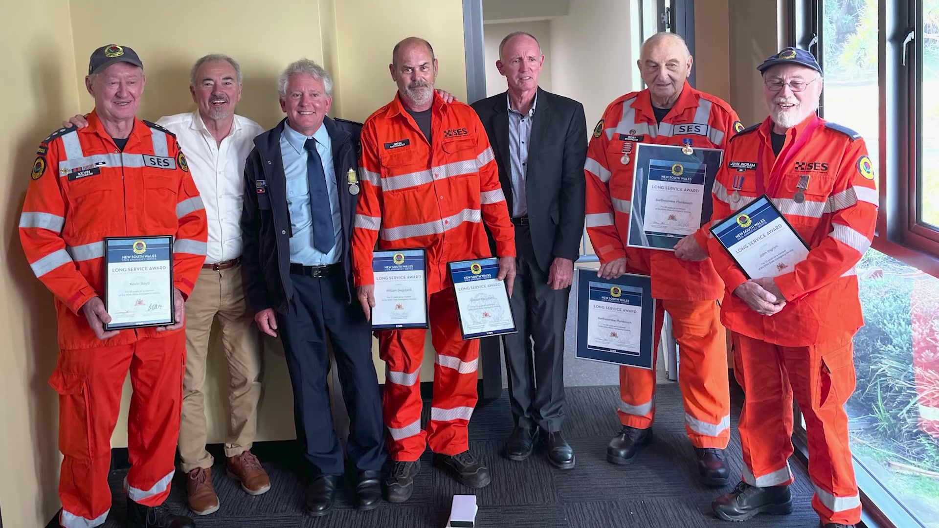 Local SES volunteers awarded for nearly 800 years of combined service