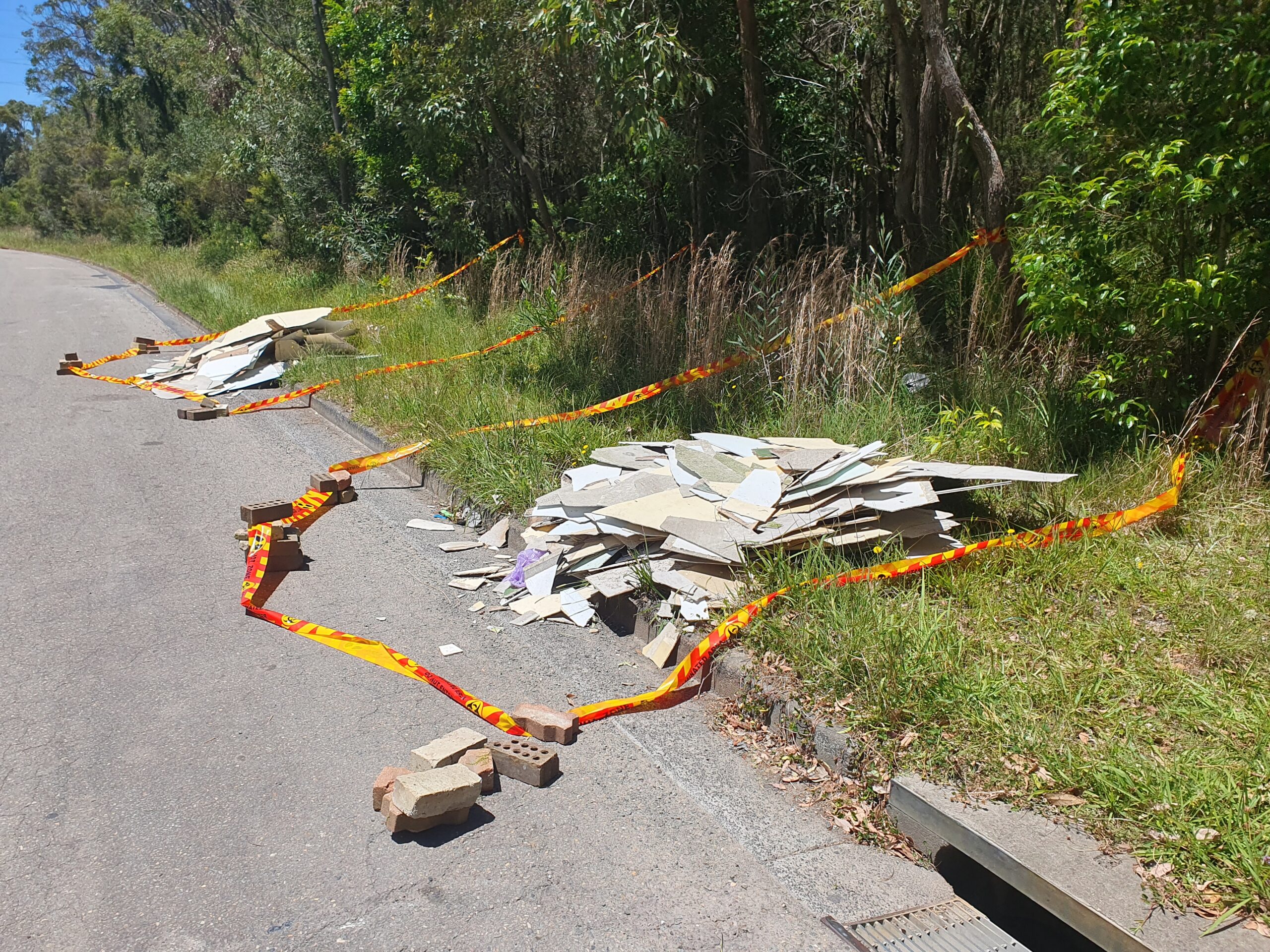 Asbestos dumped in Berkeley Vale