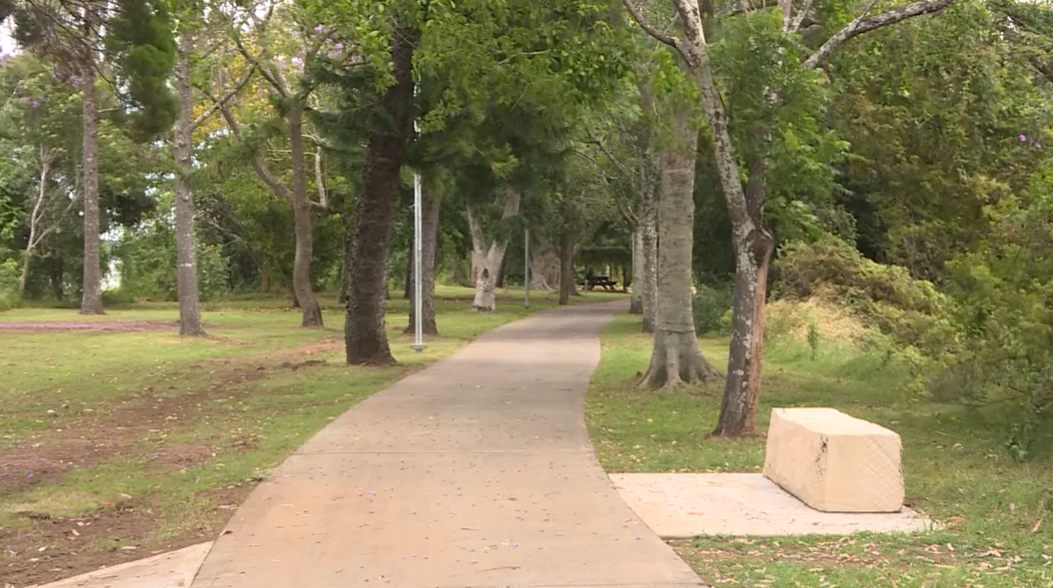 Rotarians spruce up Taree Bicentennial Gardens